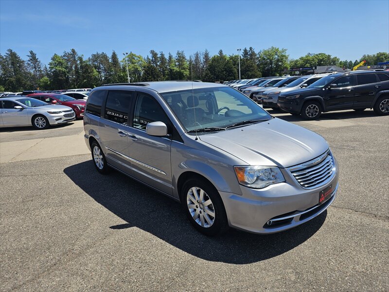 2014 Chrysler Town & Country Touring - Photo 2 - Brainerd, MN 56401