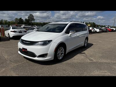 2019 Chrysler Pacifica Limited Van