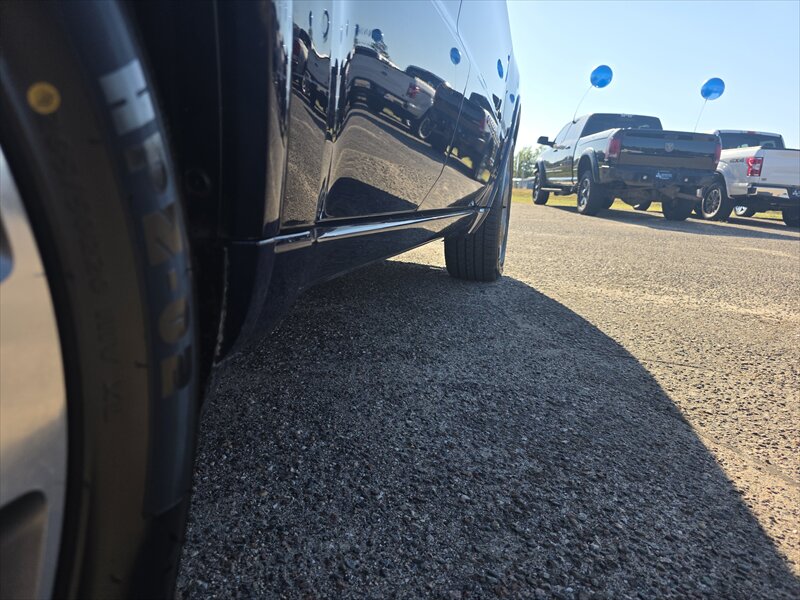 2014 Jeep Grand Cherokee Overland photo 6