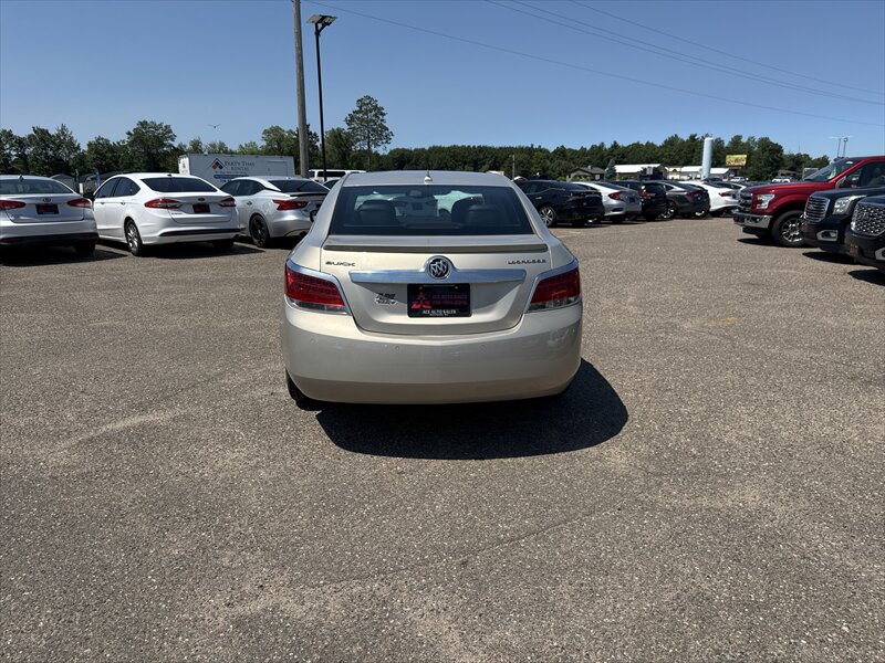 2012 Buick Lacrosse Premium 1 - Photo 8 - Brainerd, MN 56401