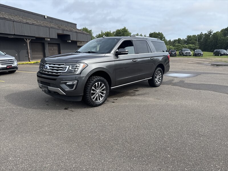 2018 Ford Expedition Limited - Photo 1 - Brainerd, MN 56401