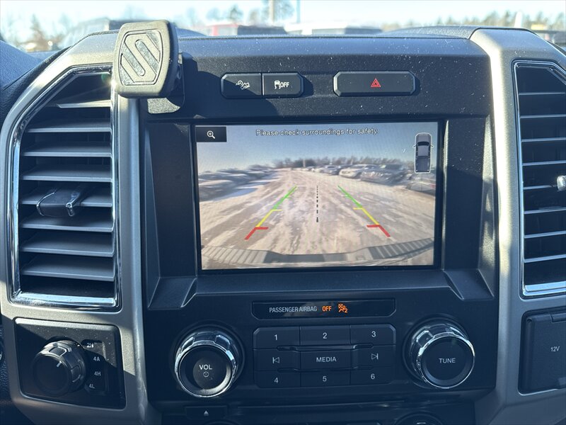 2015 Ford F-150 Lariat - Photo 18 - Brainerd, MN 56401