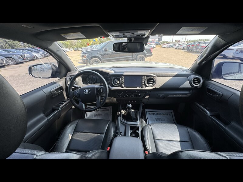 2022 Toyota Tacoma TRD Off-Road - Photo 14 - Brainerd, MN 56401