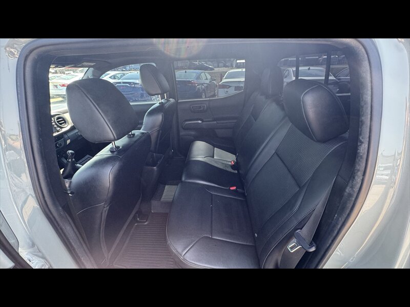 2022 Toyota Tacoma TRD Off-Road - Photo 11 - Brainerd, MN 56401