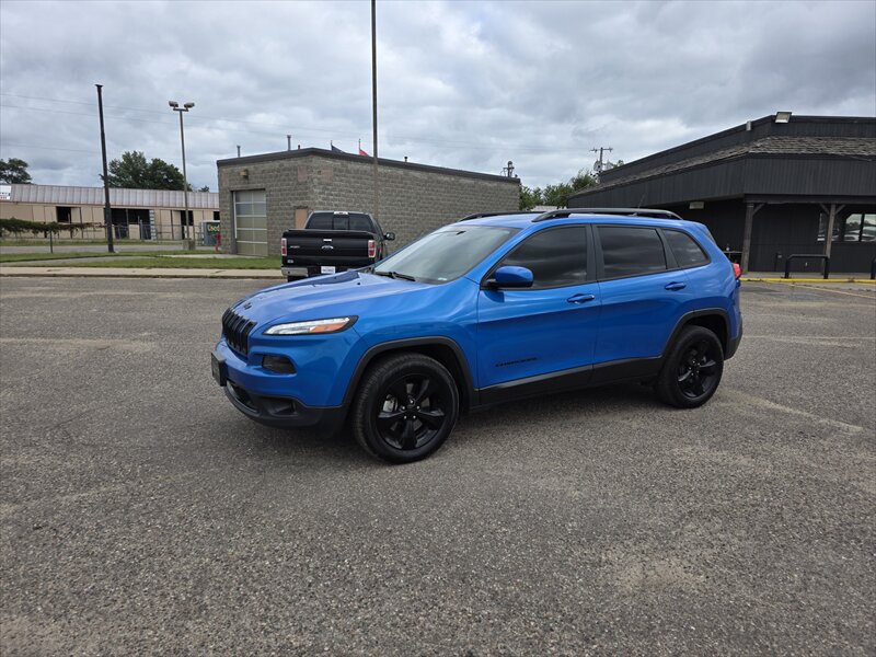 2018 Jeep Cherokee Latitude - Photo 1 - Brainerd, MN 56401