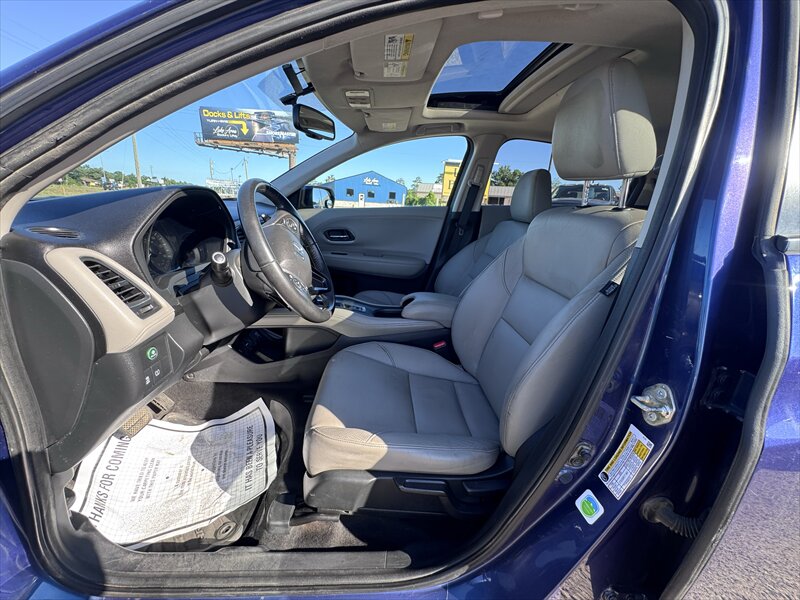 2017 Honda HR-V EX-L w/Navi - Photo 13 - Brainerd, MN 56401