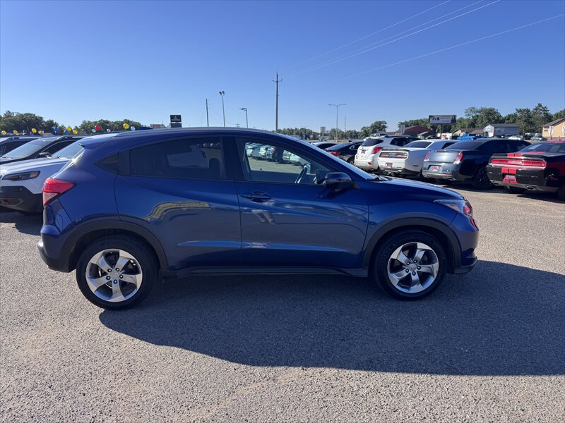 2017 Honda HR-V EX-L w/Navi - Photo 5 - Brainerd, MN 56401