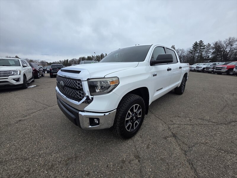 2018 Toyota Tundra SR5   - Photo 1 - Brainerd, MN 56401