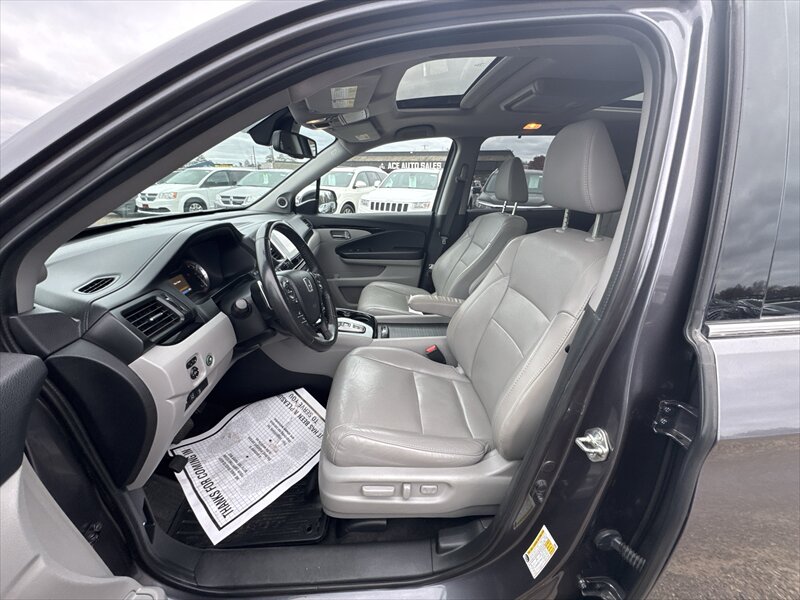 2018 Honda Pilot Elite - Photo 8 - Brainerd, MN 56401