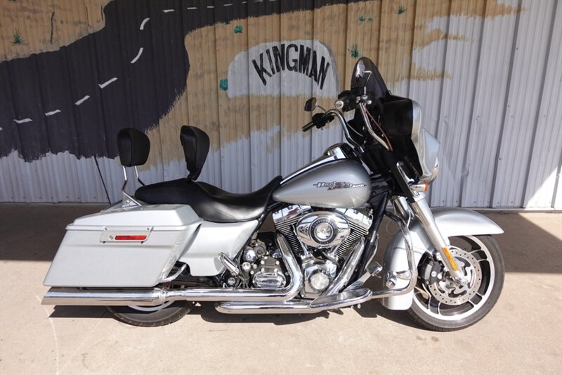 2010 Harley-Davidson Street Glide   - Photo 1 - Kingman, KS 67068