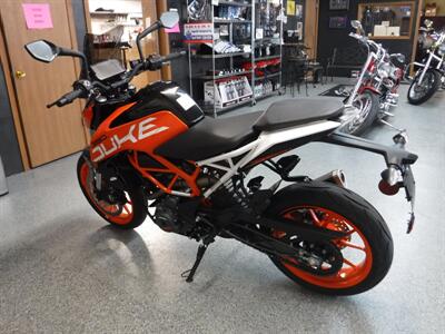 2017 KTM Duke 390   - Photo 17 - Kingman, KS 67068