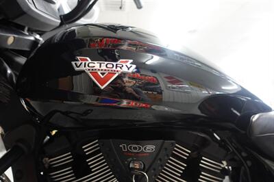 2014 Victory Cross Country 8-Ball - Photo 30 - Kingman, KS 67068