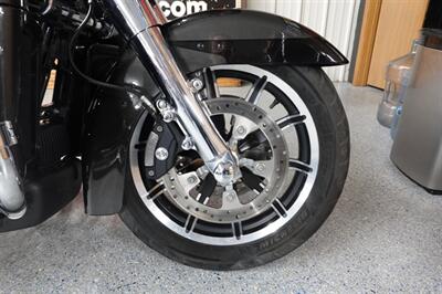 2019 Harley-Davidson Road Glide Ultra   - Photo 9 - Kingman, KS 67068