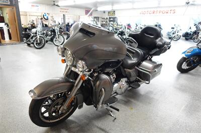 2017 Harley-Davidson Ultra Classic   - Photo 4 - Kingman, KS 67068