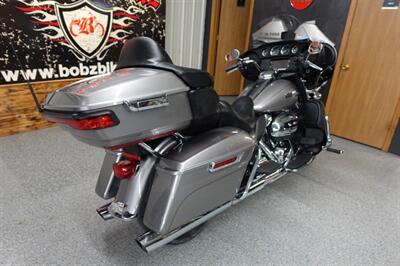 2017 Harley-Davidson Ultra Classic   - Photo 8 - Kingman, KS 67068