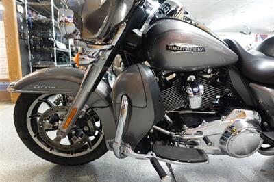 2017 Harley-Davidson Ultra Classic   - Photo 16 - Kingman, KS 67068
