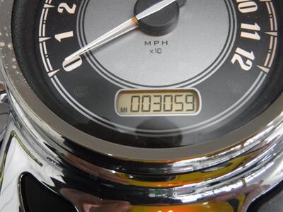 2012 Harley-Davidson Heritage Softail Classic   - Photo 13 - Kingman, KS 67068