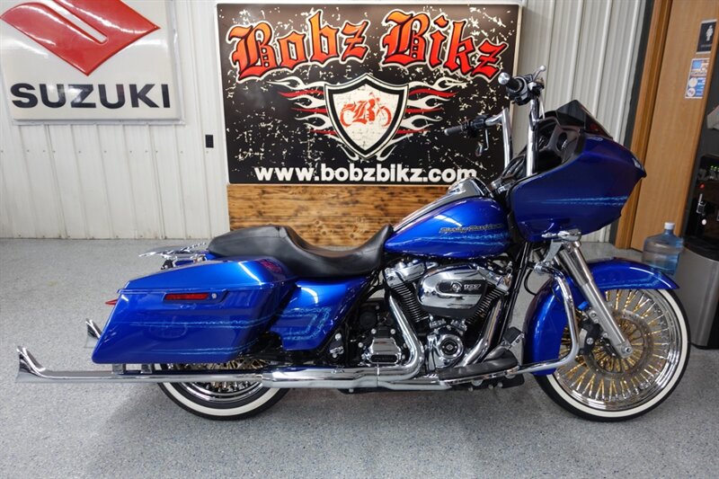 2019 Harley-Davidson Road Glide   - Photo 1 - Kingman, KS 67068