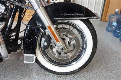 2010 Harley-Davidson Road King Classic   - Photo 12 - Kingman, KS 67068