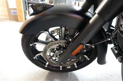 2022 Indian Roadmaster Dark Horse Black Smoke   - Photo 29 - Kingman, KS 67068