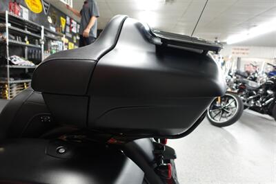 2022 Indian Roadmaster Dark Horse Black Smoke   - Photo 37 - Kingman, KS 67068