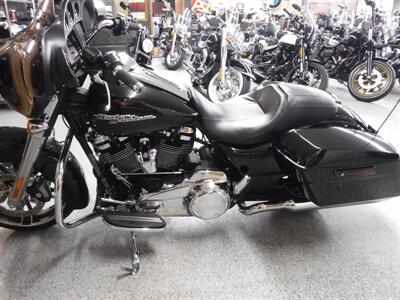 2019 Harley-Davidson Street Glide   - Photo 5 - Kingman, KS 67068