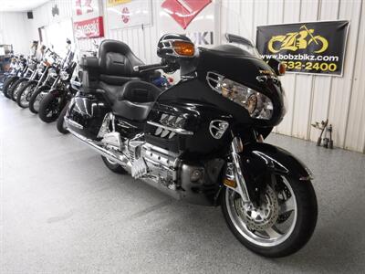 2001 Honda Gold Wing 1800   - Photo 2 - Kingman, KS 67068