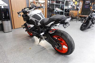 2020 Yamaha MT-10   - Photo 6 - Kingman, KS 67068
