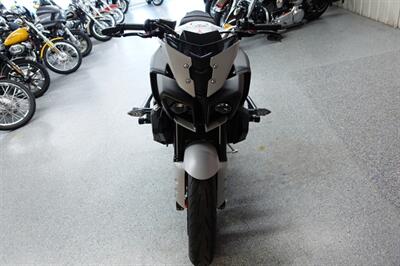 2020 Yamaha MT-10   - Photo 3 - Kingman, KS 67068