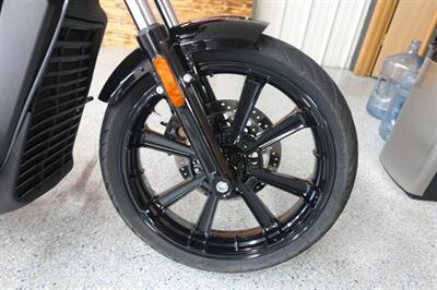 2024 Indian Scout Rogue Sixty ABS   - Photo 9 - Kingman, KS 67068