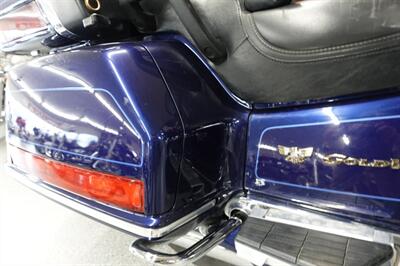 2000 Honda Gold Wing 1500 SE   - Photo 22 - Kingman, KS 67068