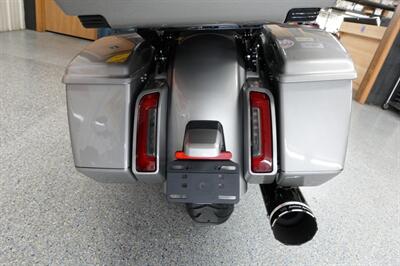 2023 Harley-Davidson CVO Road Glide   - Photo 19 - Kingman, KS 67068