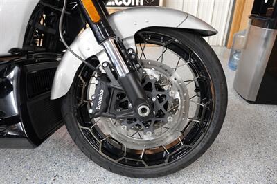 2023 Harley-Davidson CVO Road Glide   - Photo 12 - Kingman, KS 67068