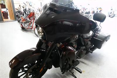 2019 Harley-Davidson Street Glide CVO - Photo 15 - Kingman, KS 67068