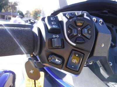 2013 Can Am Spyder RT-S SE5   - Photo 9 - Kingman, KS 67068