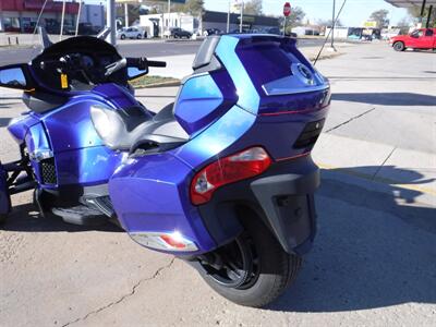 2013 Can Am Spyder RT-S SE5   - Photo 6 - Kingman, KS 67068