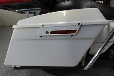 2008 Harley-Davidson Street Glide   - Photo 23 - Kingman, KS 67068