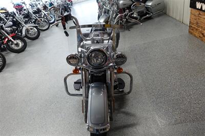 2023 Harley-Davidson Softail Heritage Classic 114   - Photo 3 - Kingman, KS 67068