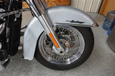 2023 Harley-Davidson Softail Heritage Classic 114   - Photo 9 - Kingman, KS 67068