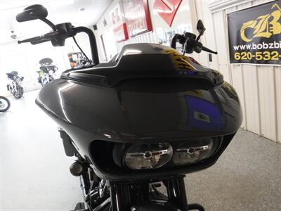 2018 Harley-Davidson Road Glide CVO   - Photo 6 - Kingman, KS 67068