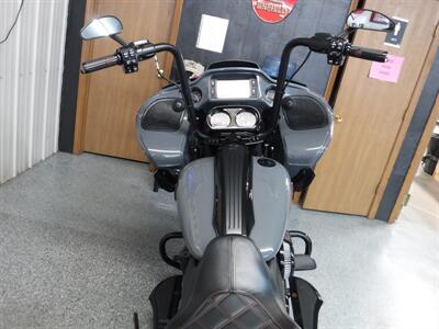 2018 Harley-Davidson Road Glide CVO   - Photo 19 - Kingman, KS 67068