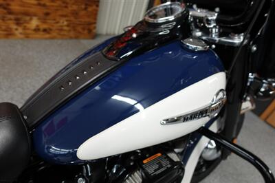 2019 Harley-Davidson Softail Heritage Classic 114   - Photo 15 - Kingman, KS 67068