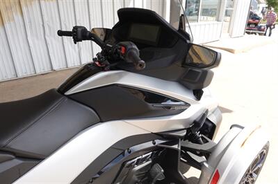 2025 Can Am Spyder RT Limited SE6   - Photo 35 - Kingman, KS 67068