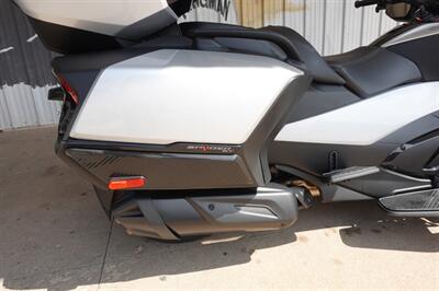 2025 Can Am Spyder RT Limited SE6   - Photo 9 - Kingman, KS 67068