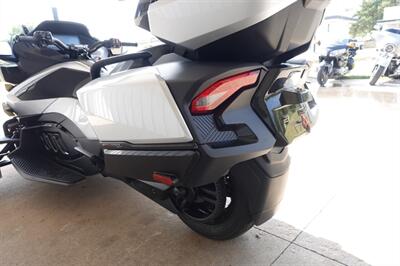 2025 Can Am Spyder RT Limited SE6   - Photo 18 - Kingman, KS 67068