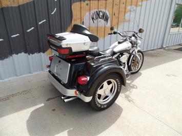 2003 Harley-Davidson Low Rider Trike Champion   - Photo 3 - Kingman, KS 67068