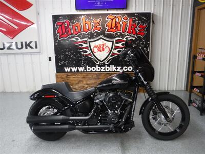 2018 Harley-Davidson Street Bob   - Photo 1 - Kingman, KS 67068