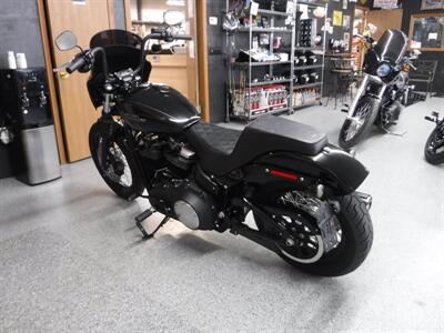2018 Harley-Davidson Street Bob   - Photo 6 - Kingman, KS 67068