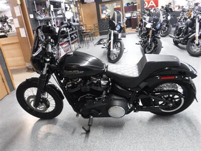 2018 Harley-Davidson Street Bob   - Photo 5 - Kingman, KS 67068