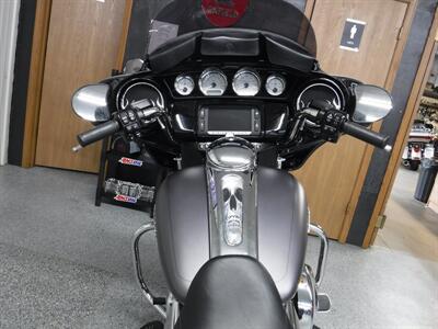 2016 Harley-Davidson Street Glide Special   - Photo 18 - Kingman, KS 67068